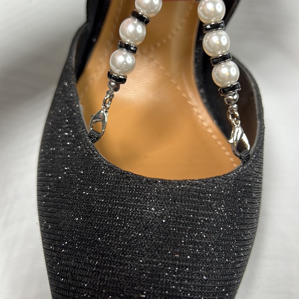 J. Renee black heels with removable pearl and black bead front cross straps 8M - Picture 4 of 16